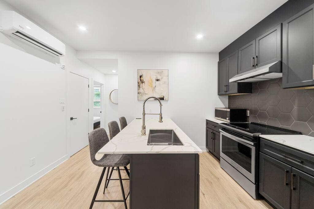Stonewall Apartment